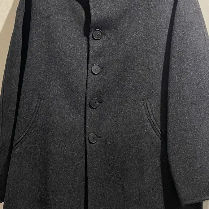 (새상품) 트리밍버드 High-Neak Half Pea Coat