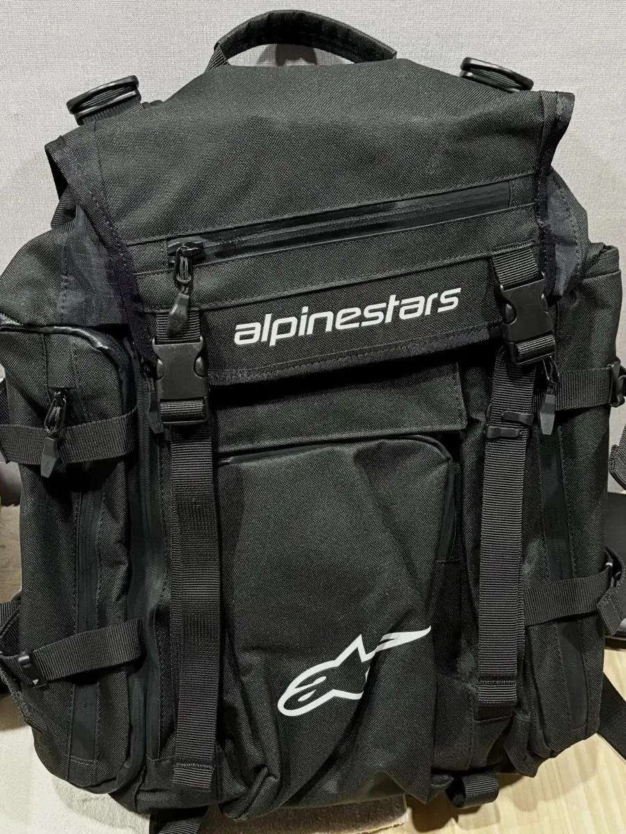 알파인스타 백팩 39L rover overland backpack