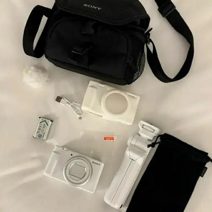 sony zv-1 m2 white