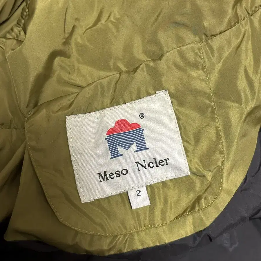 Meso Ncler 패딩