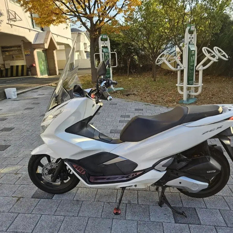 부산 PCX125 20년식 차량 판매합니다