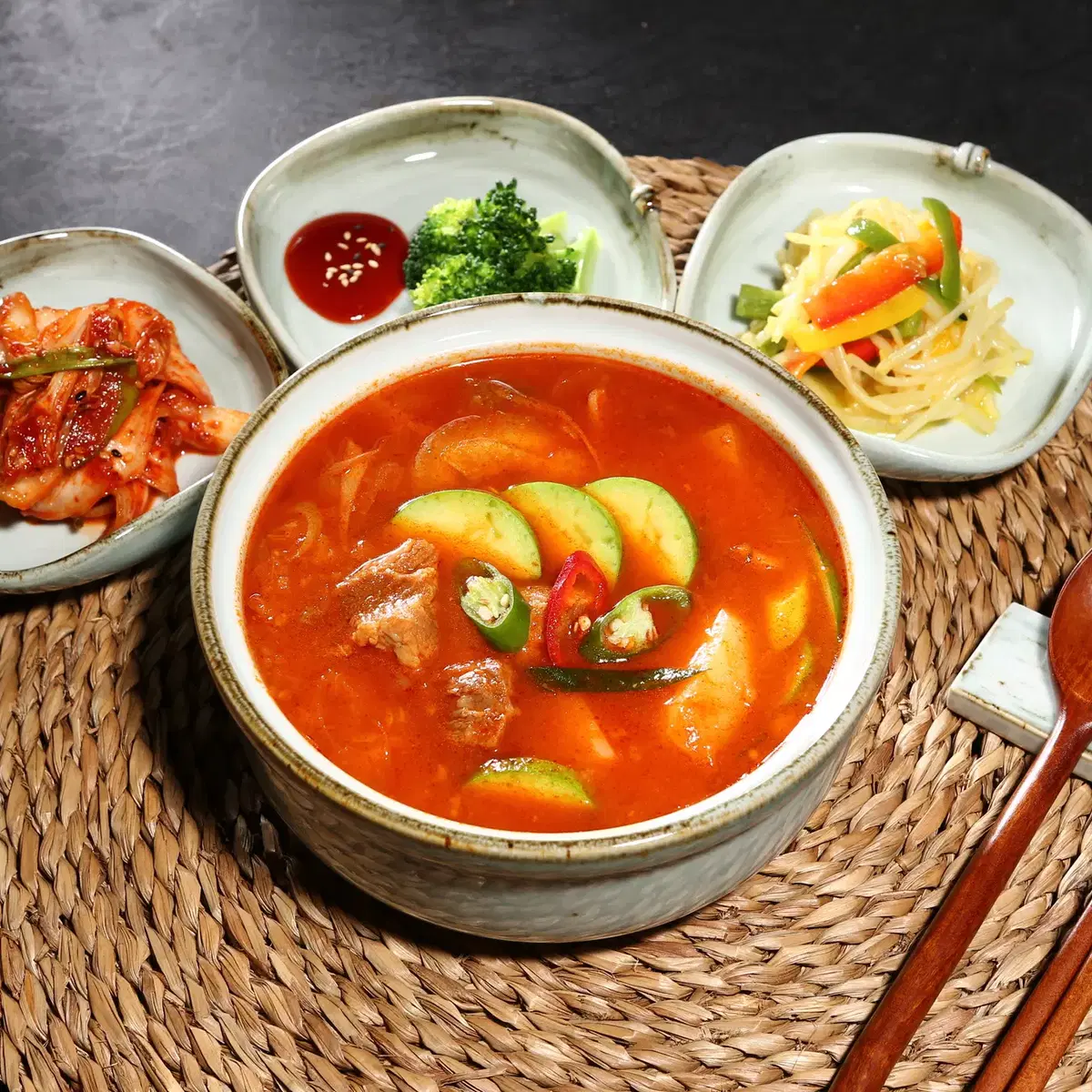 금강수림 고추장찌개 1kg 2~3인분 직접 끓여 만든 밀키트 간편식