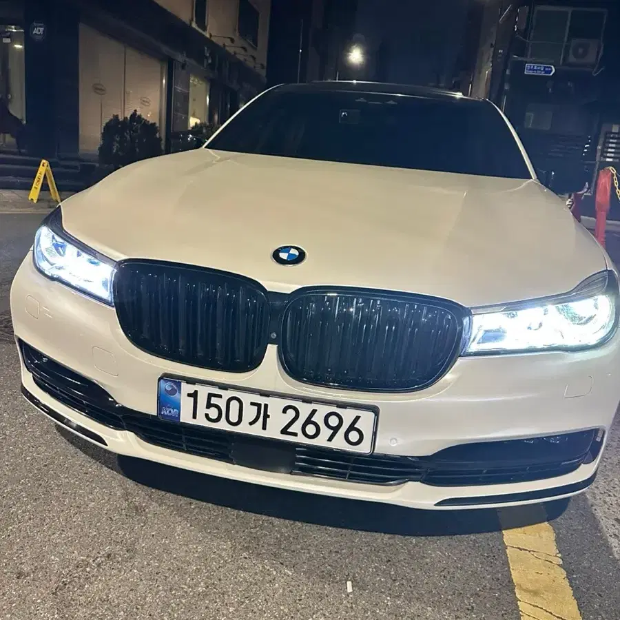 BMW 7시리즈Li G11 xDrive 전기형(450마력) 팝니다