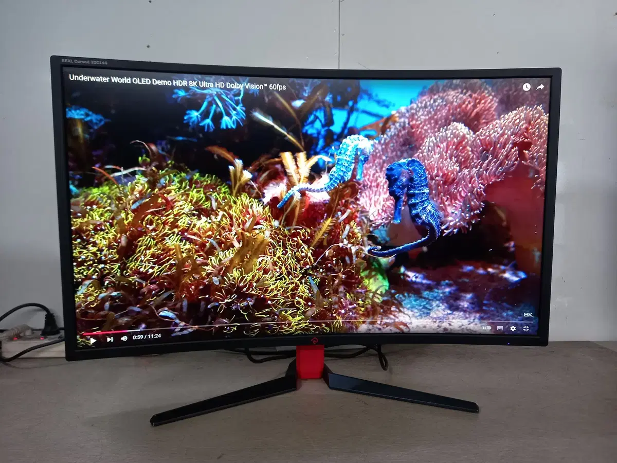 (수원)32인치 커브드 FHD LED 모니터 144Hz 팝니다