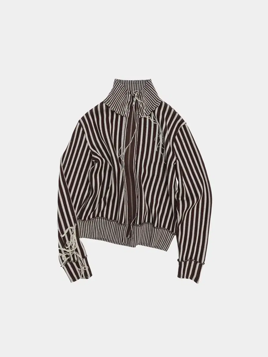 0tape 공테잎 stripe zip up