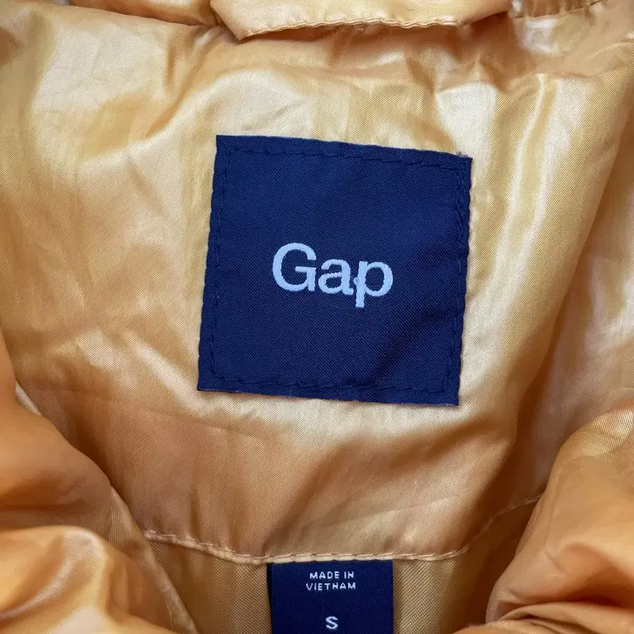 Gap Padding Vest