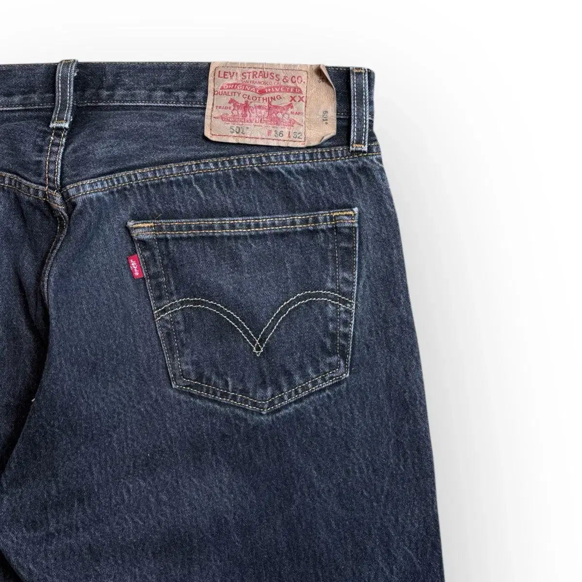 36)00's Levis 501