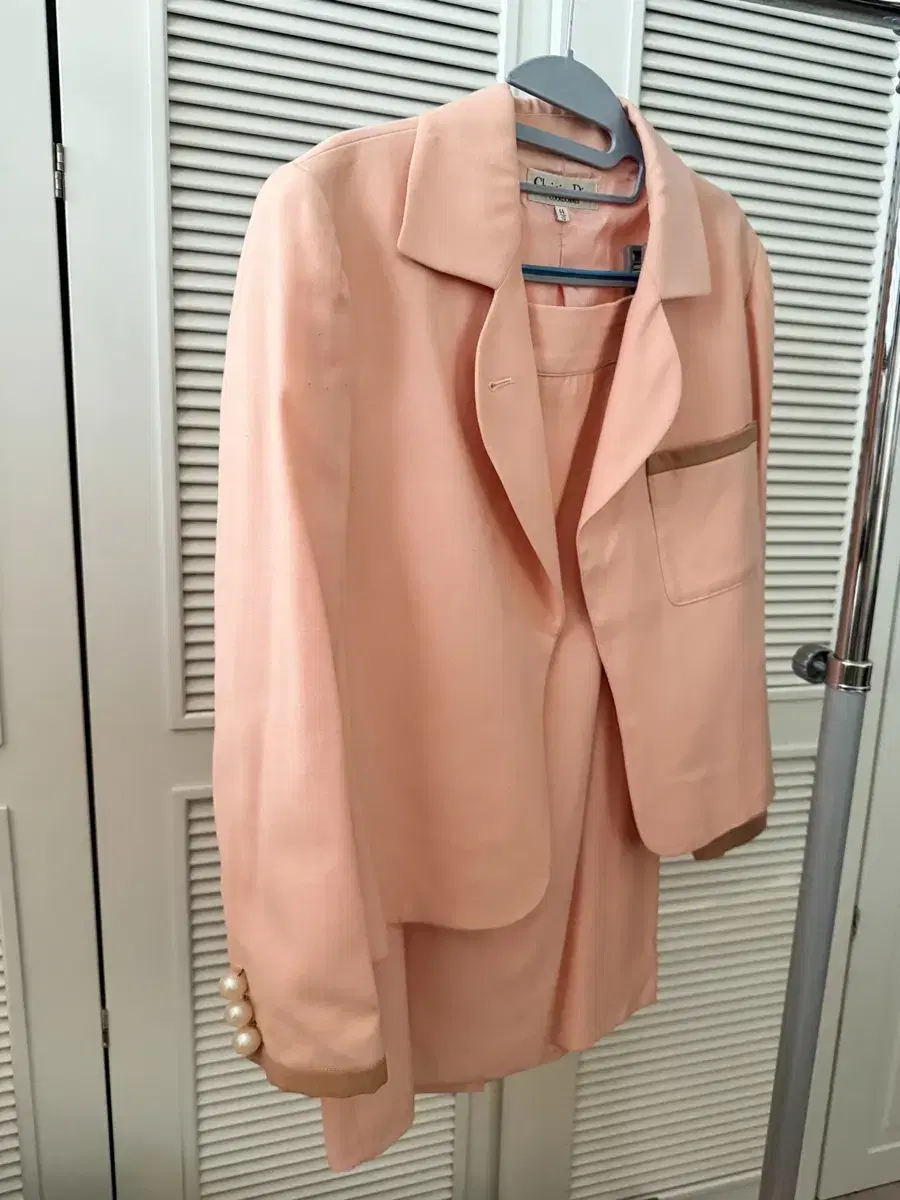 Vintage Dior pearl set-up (jacket + skirt)