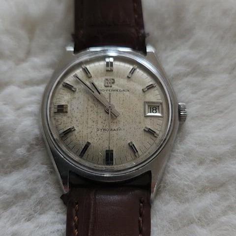 # 230 )  GIRARD  PERREGAUX GYROMATIC