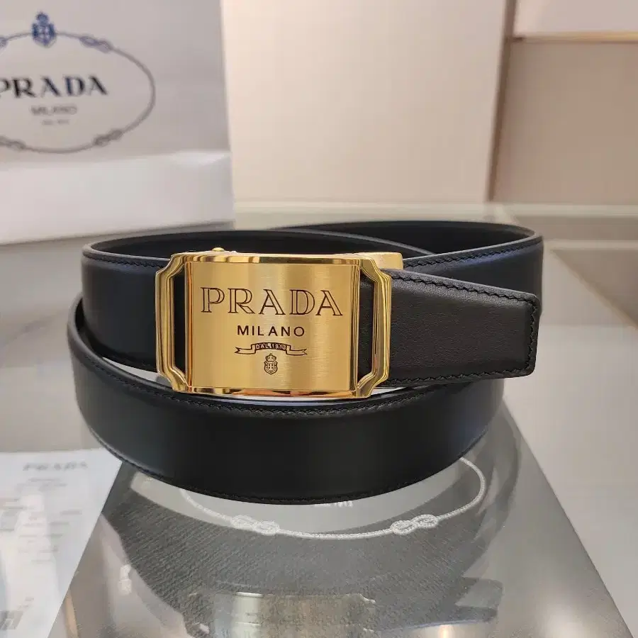 PRADA 가죽 벨트