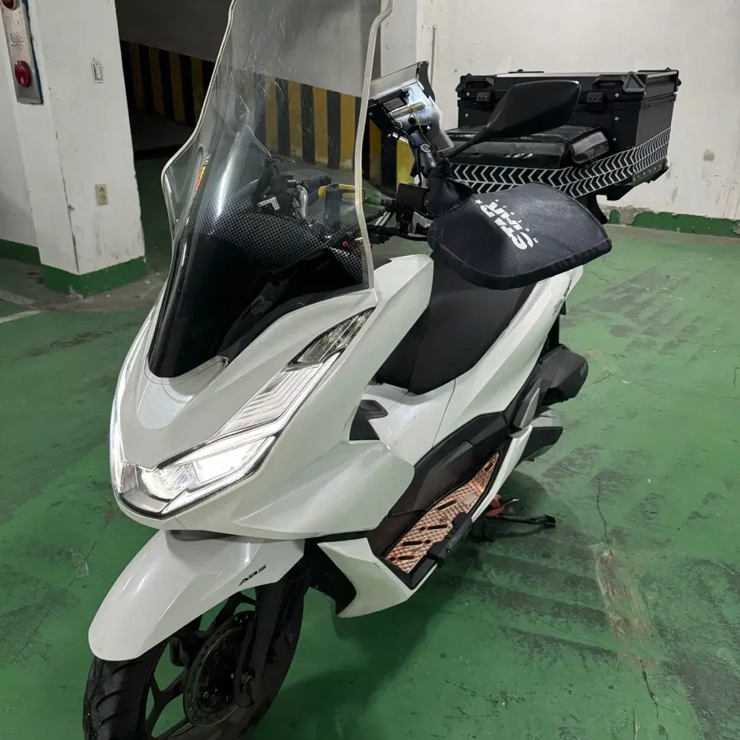 혼다)pcx125 abs 22년형 저렴하게 판매합니다!