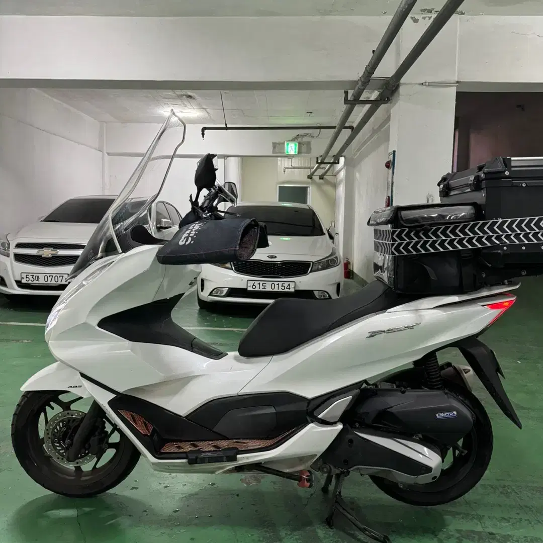 혼다)pcx125 abs 22년형 저렴하게 판매합니다!