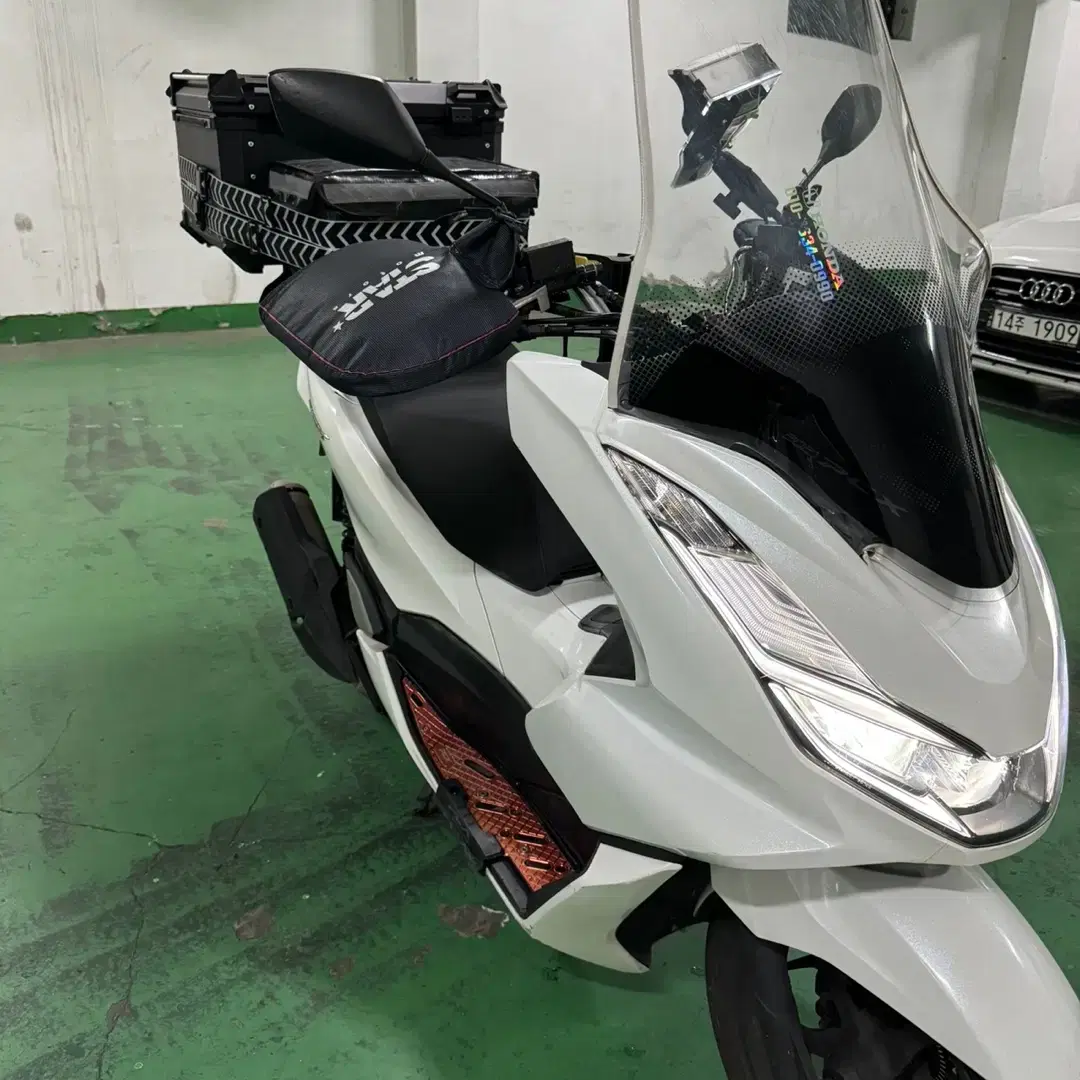 혼다)pcx125 abs 22년형 저렴하게 판매합니다!