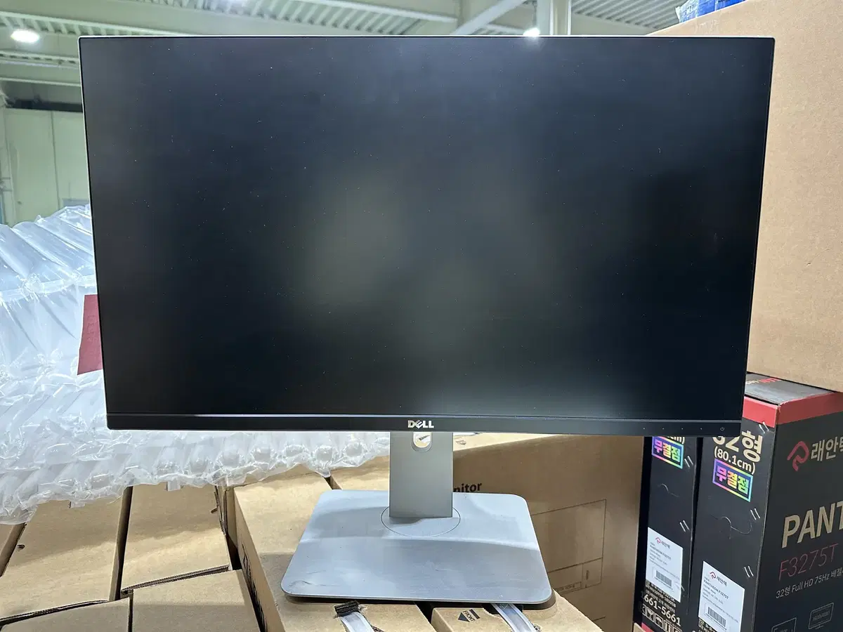 DELL 27-inch QHD Monitor (U2715H)