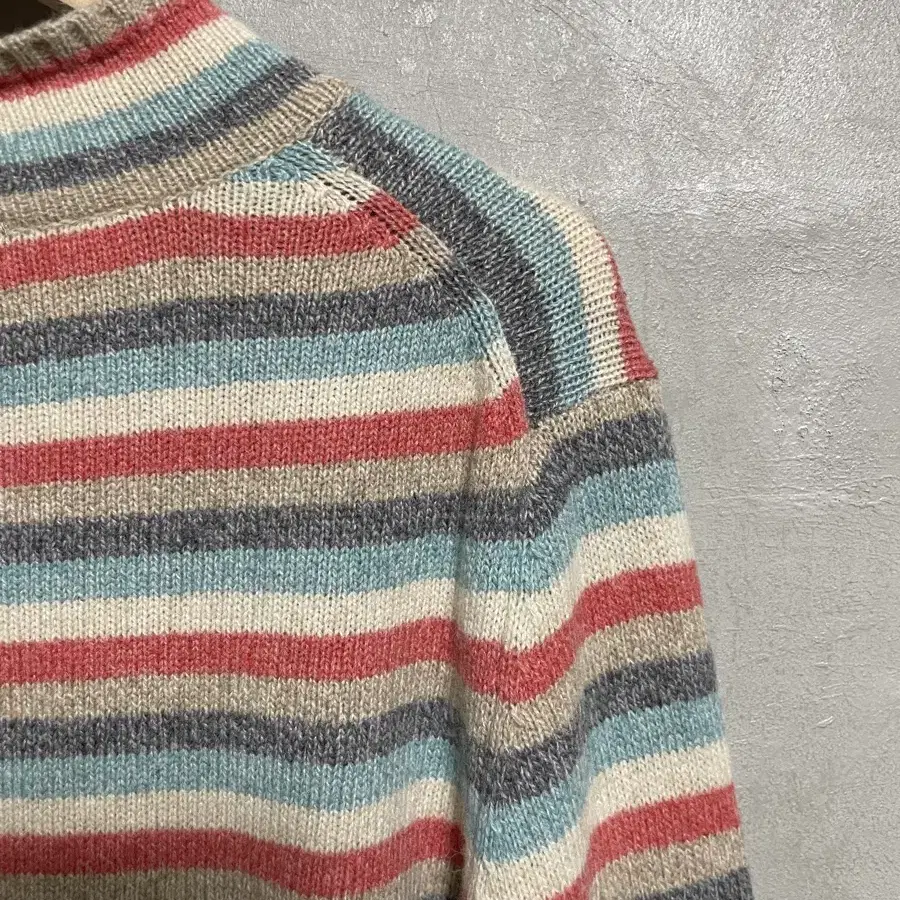 Multi Color Stripe Kint