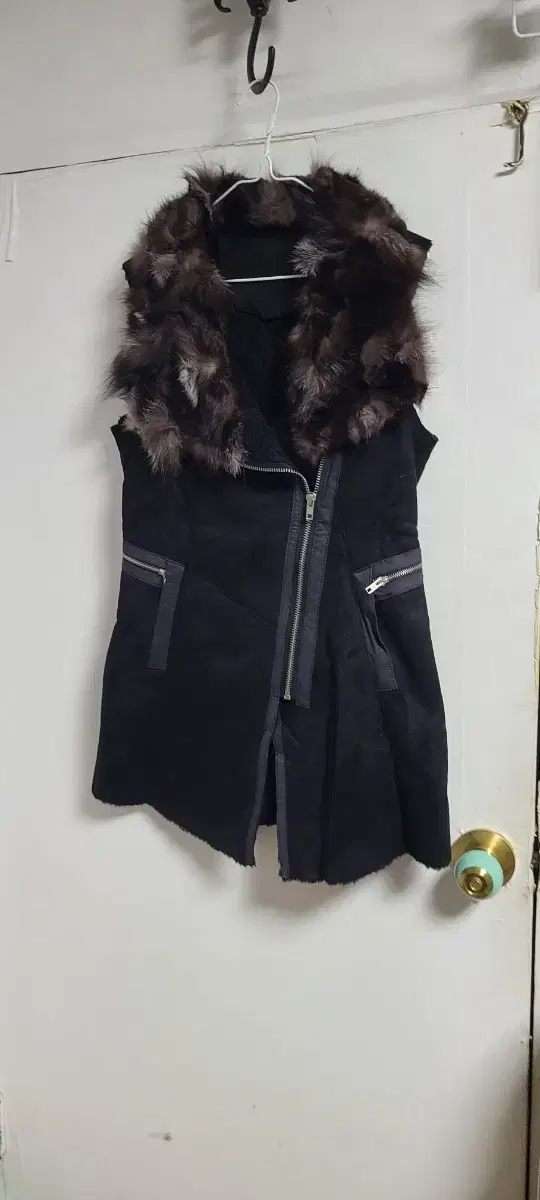 Faux Mustang Vest (~66)