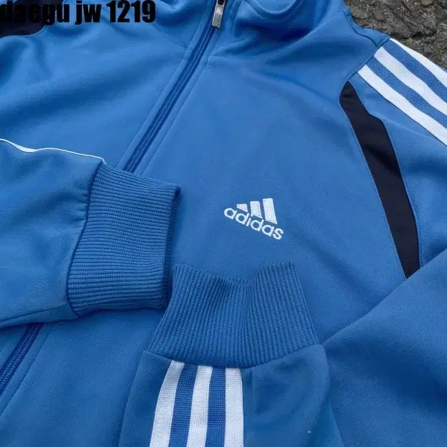 105 ADIDAS ZIPUP 아디다스 집업