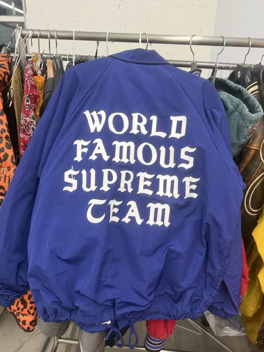 supreme  코치자켓 올드잉글리쉬