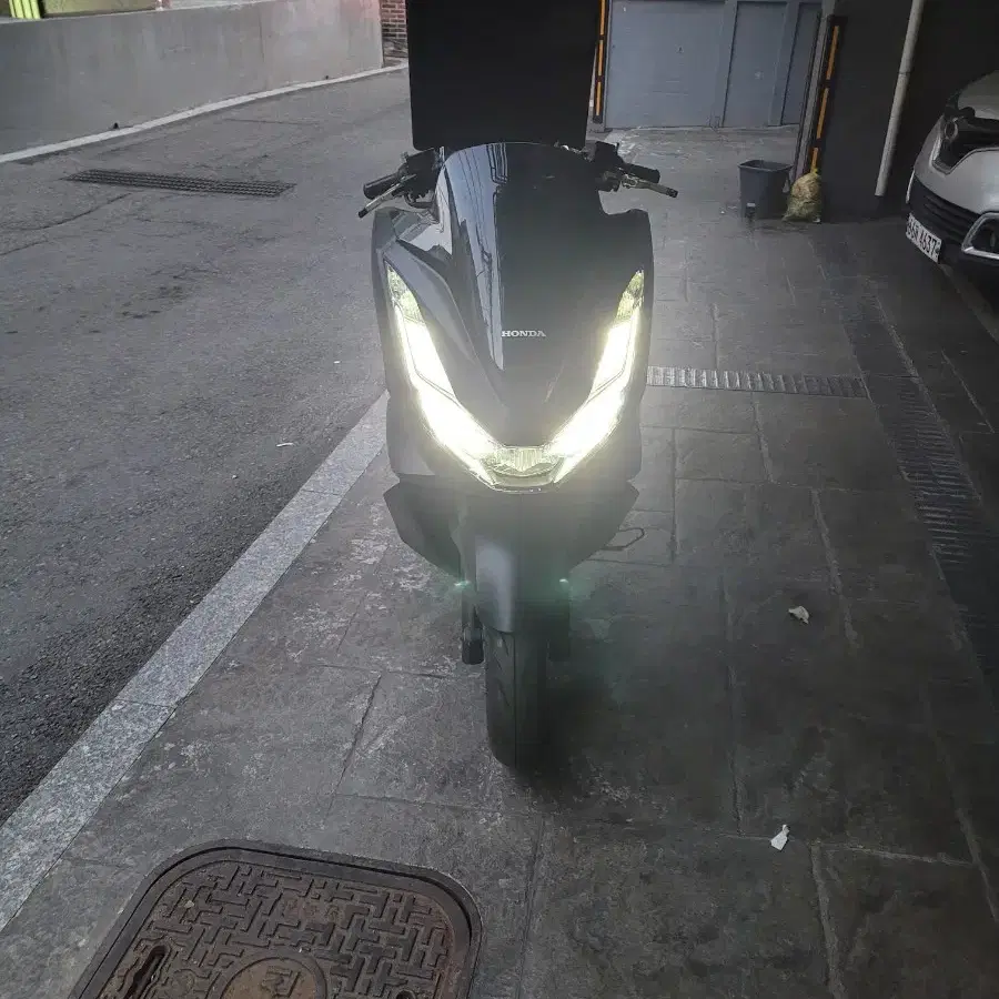 22년식 pcx 팝니다