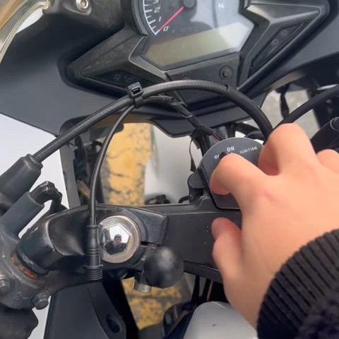 오토바이 cbr125