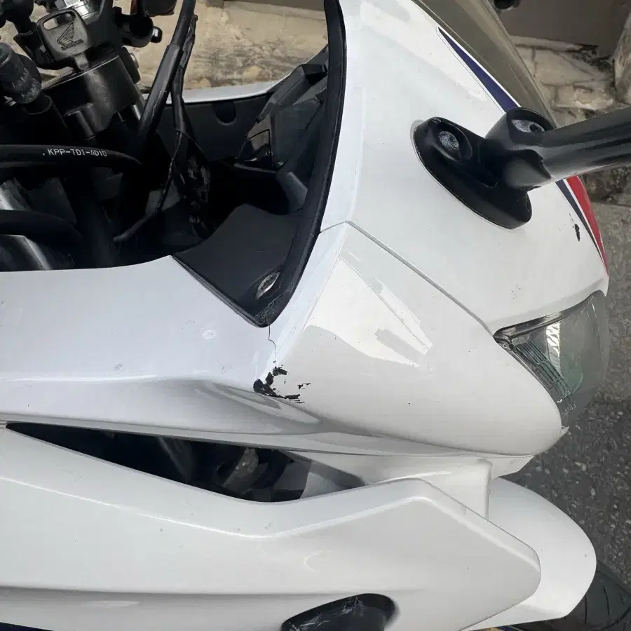 오토바이 cbr125