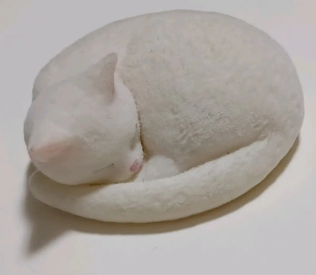 Nyan Monite Sleeping Cat Figures Gacha White Cat