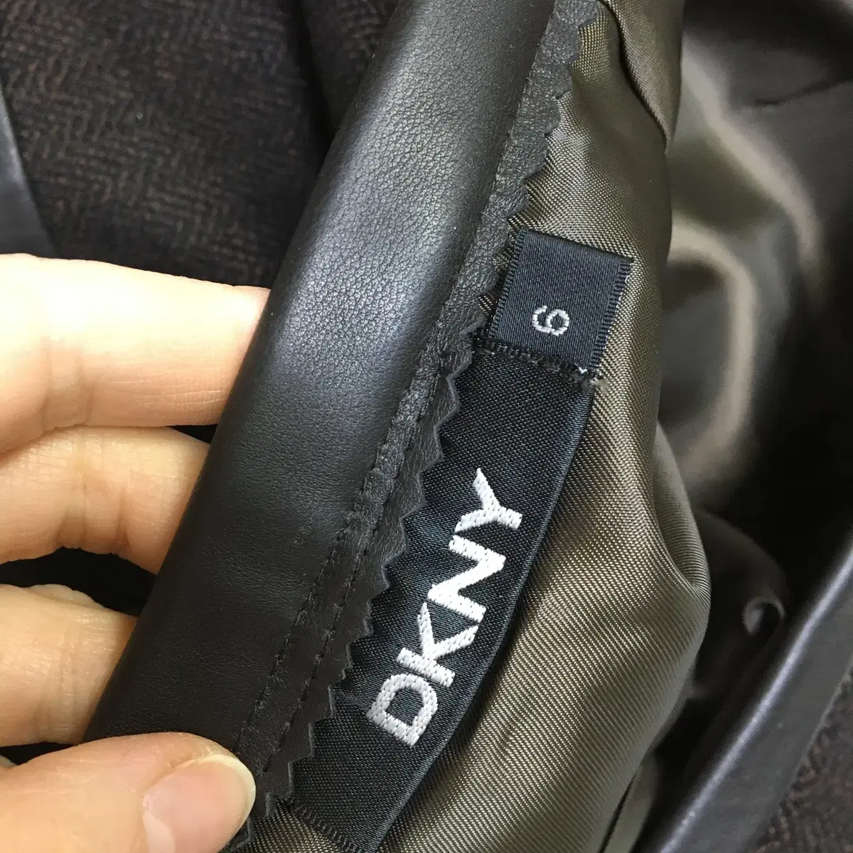 DKNY 여성 모직 롱스커트 양가죽배색