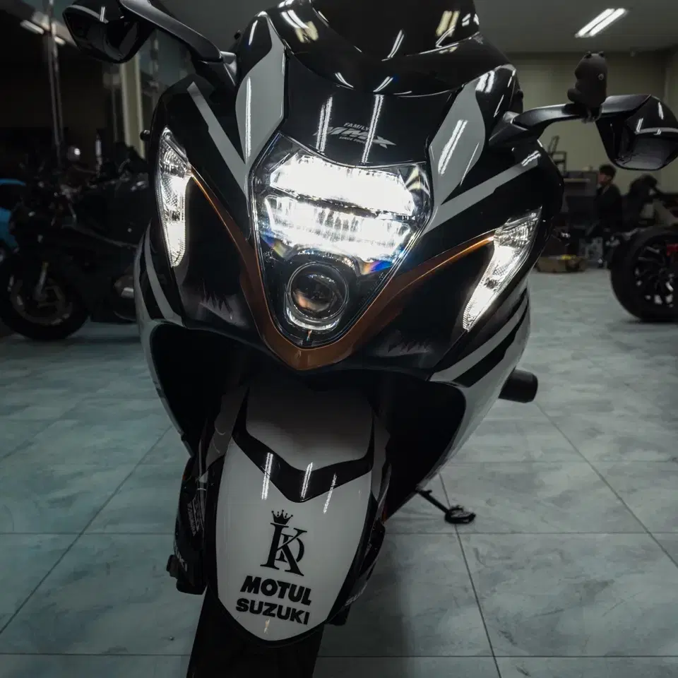 2022 스즈키 GSX 1300R 하야부사