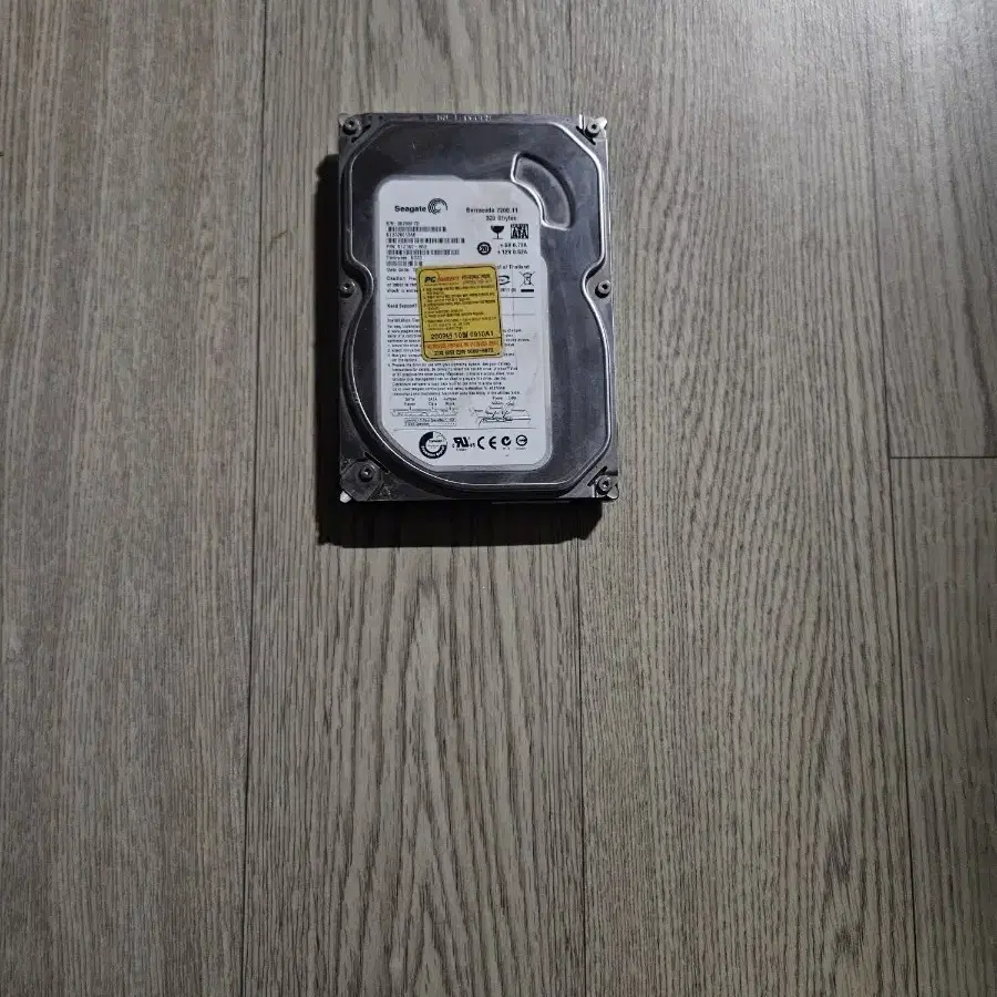 ADATA SSD 256 + hdd 500GB  팝니다