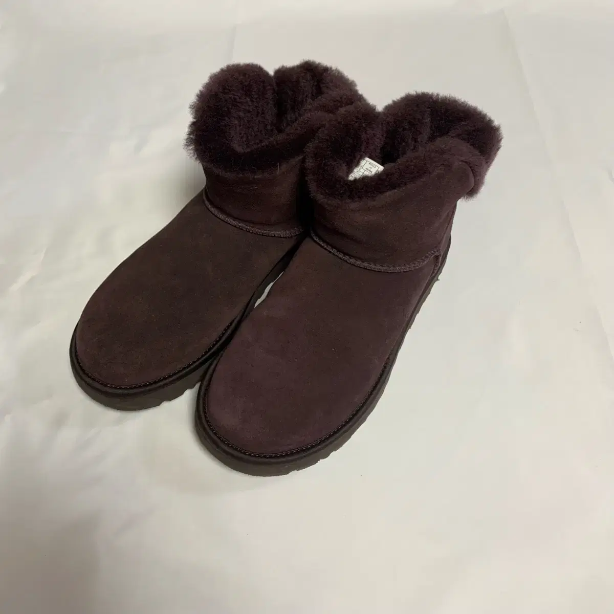 미국 어그 정품 Ugg 7사이즈 (240~245)