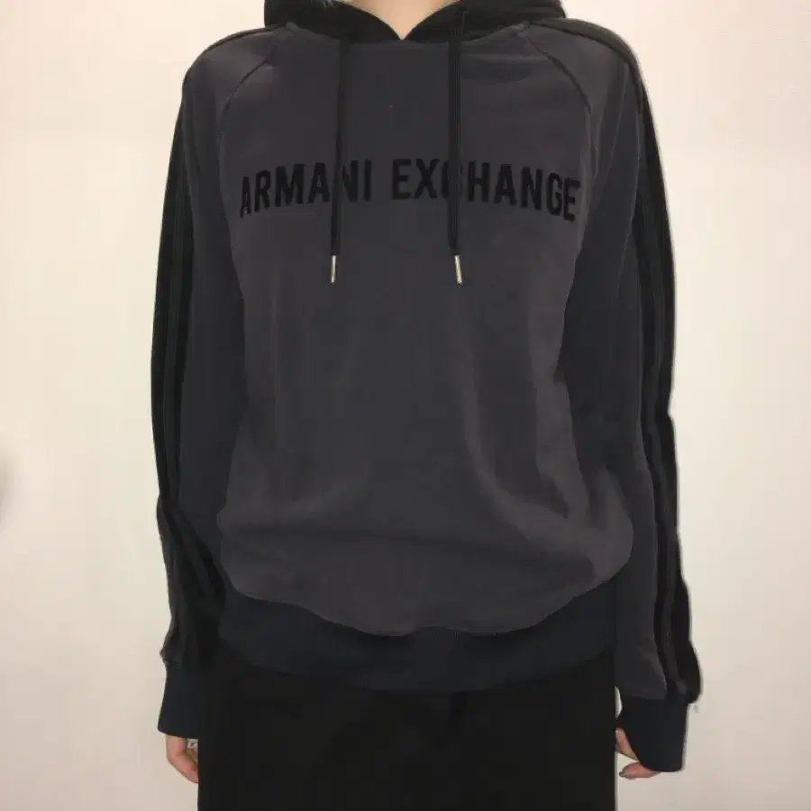 armani exchange 차콜 벨벳 후드