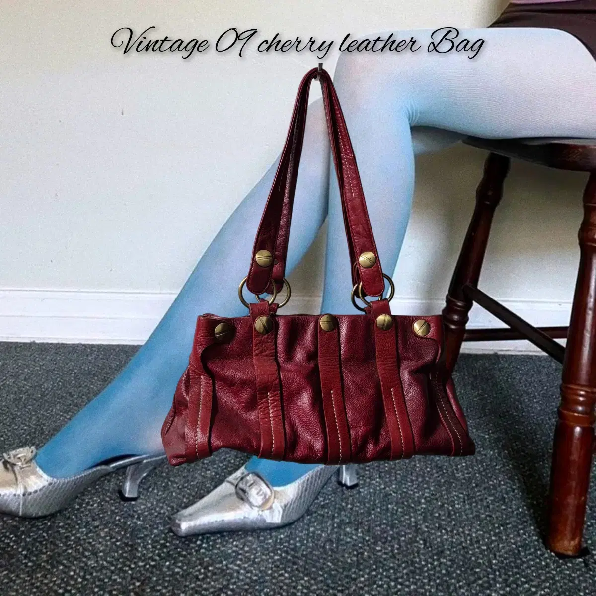 Vintage 09 cherry leather Bag