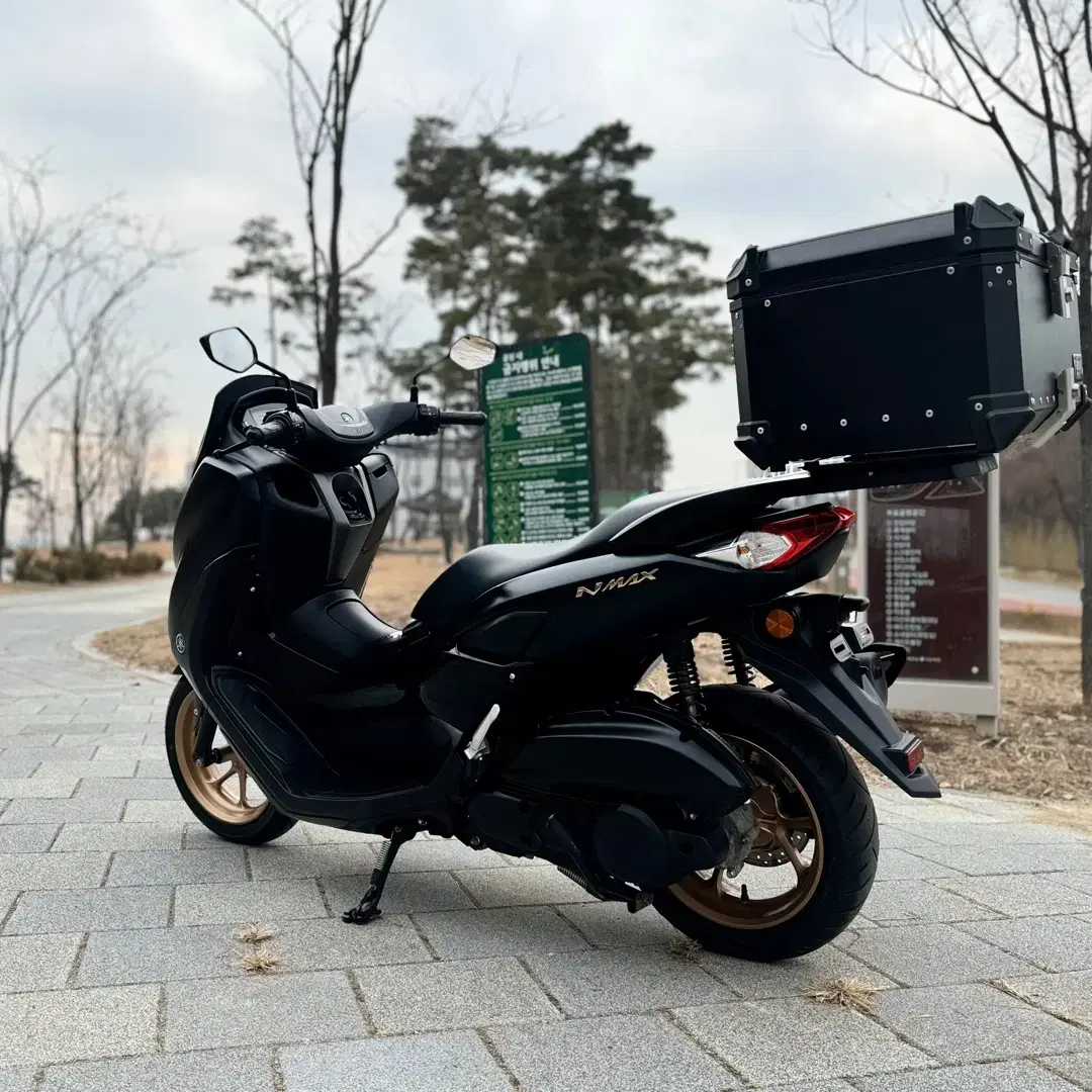 다산 모토갤러리 야마하 nmax 125 엔맥스 2024년식 판매 합니다.