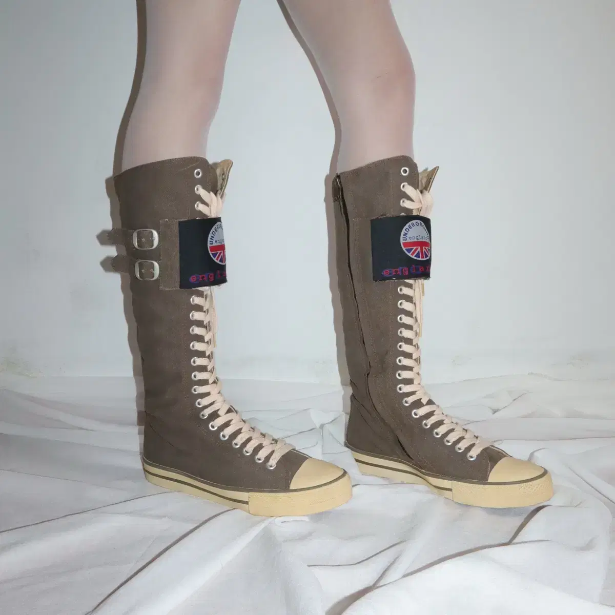 Vintage sneakers boots