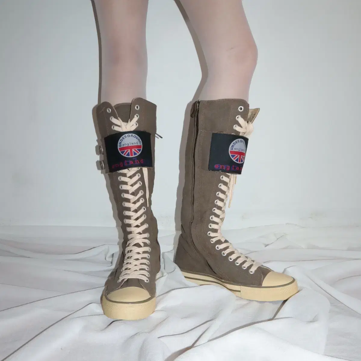 Vintage sneakers boots