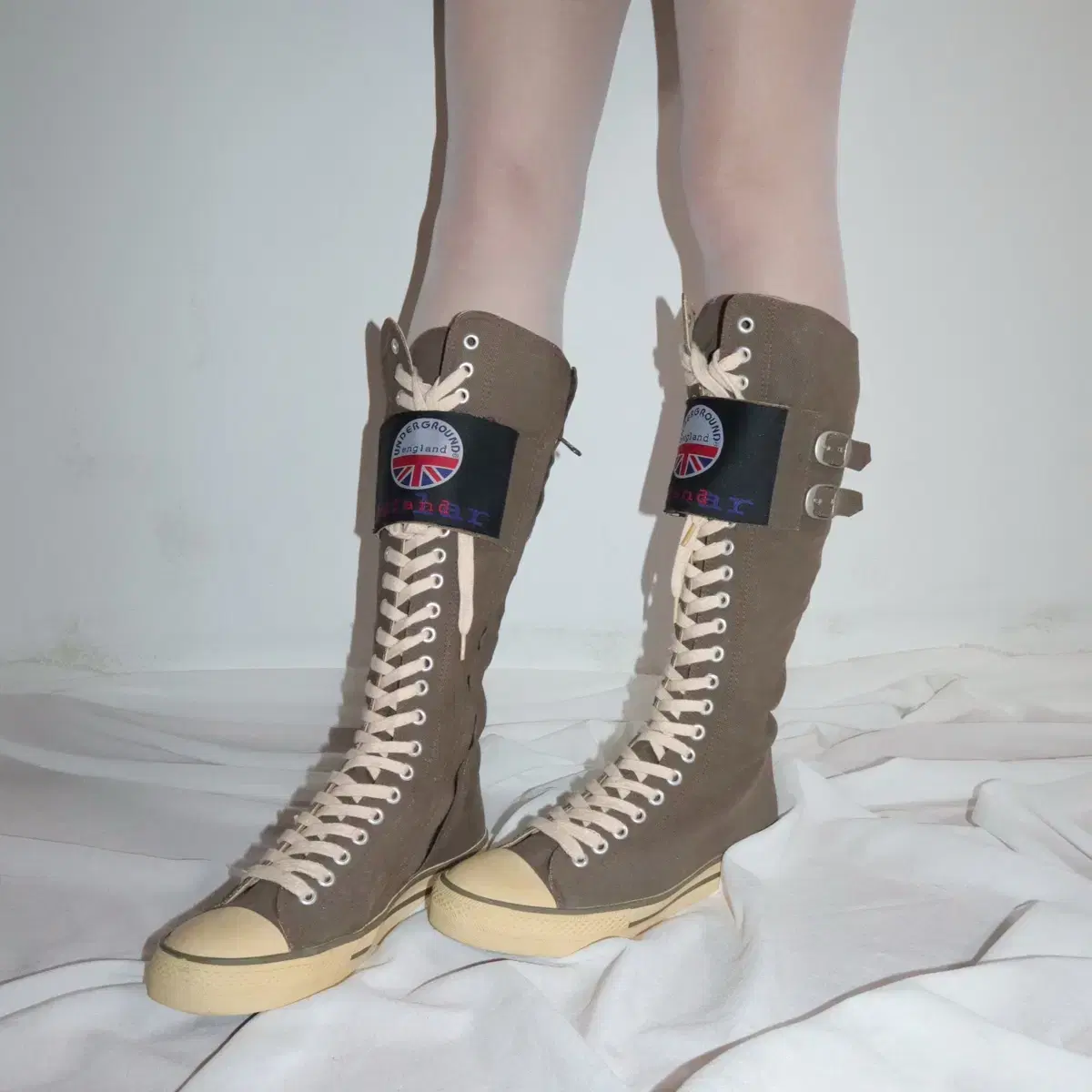 Vintage sneakers boots