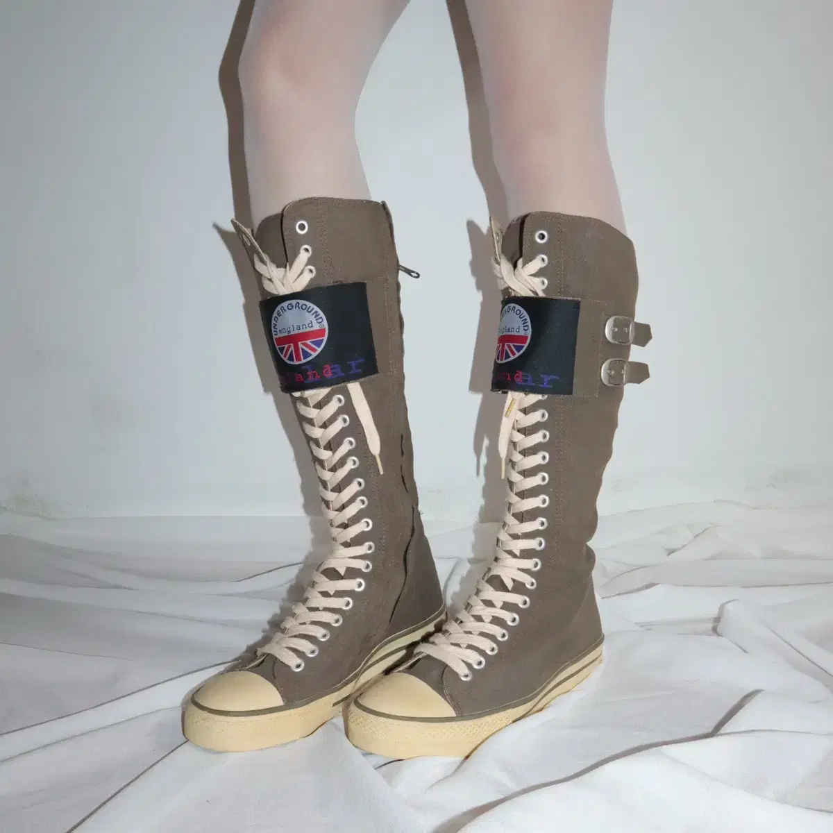 Vintage sneakers boots