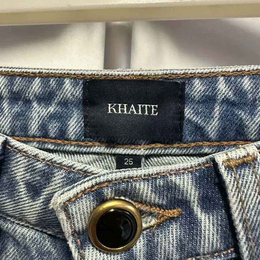 KHAITE 케이트 청바지