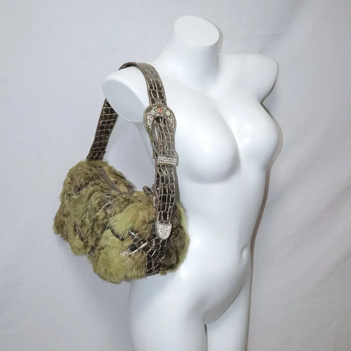 Fairy green fur cubic belt bag