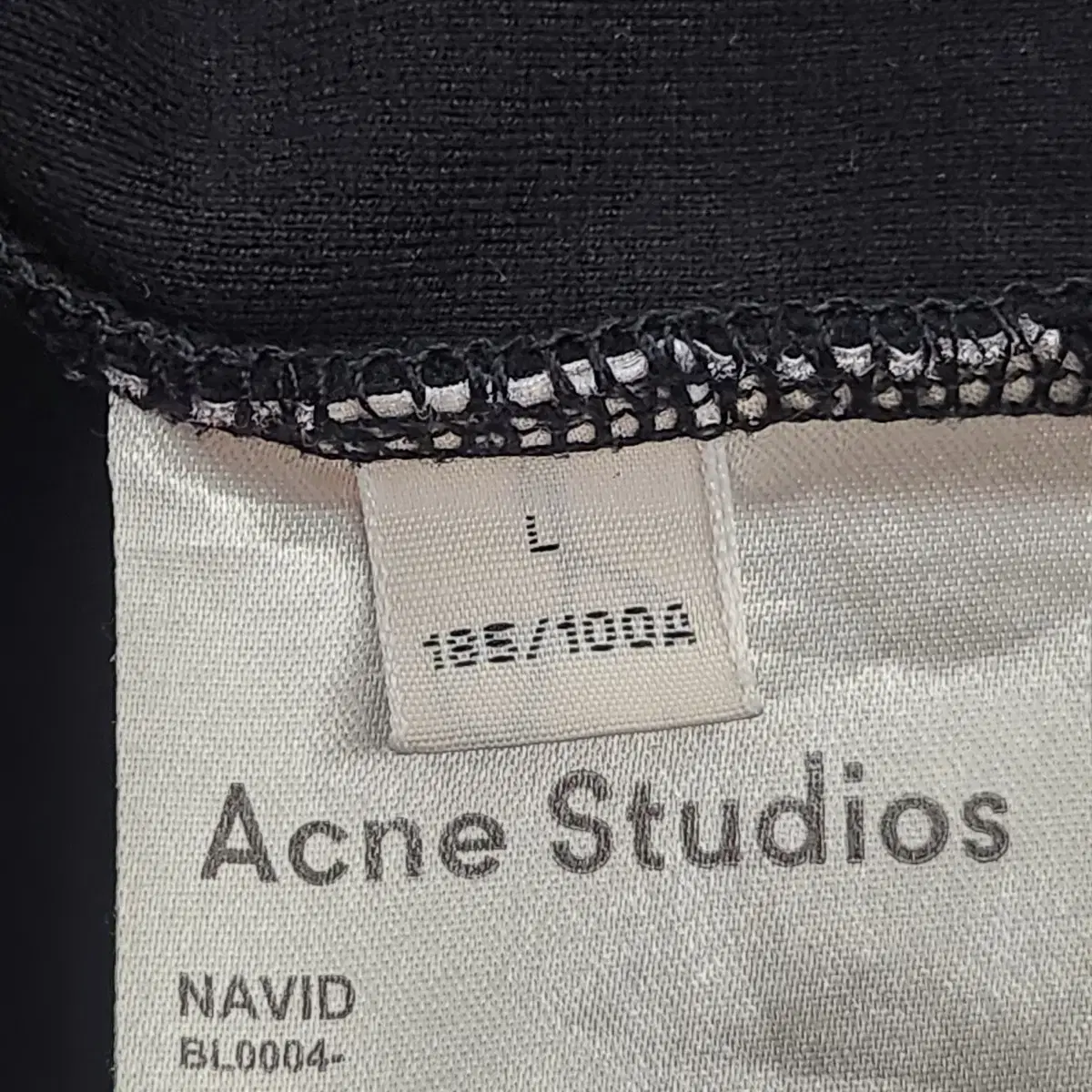 [L] Acne studios 아크네스튜디오 나비드 반팔티