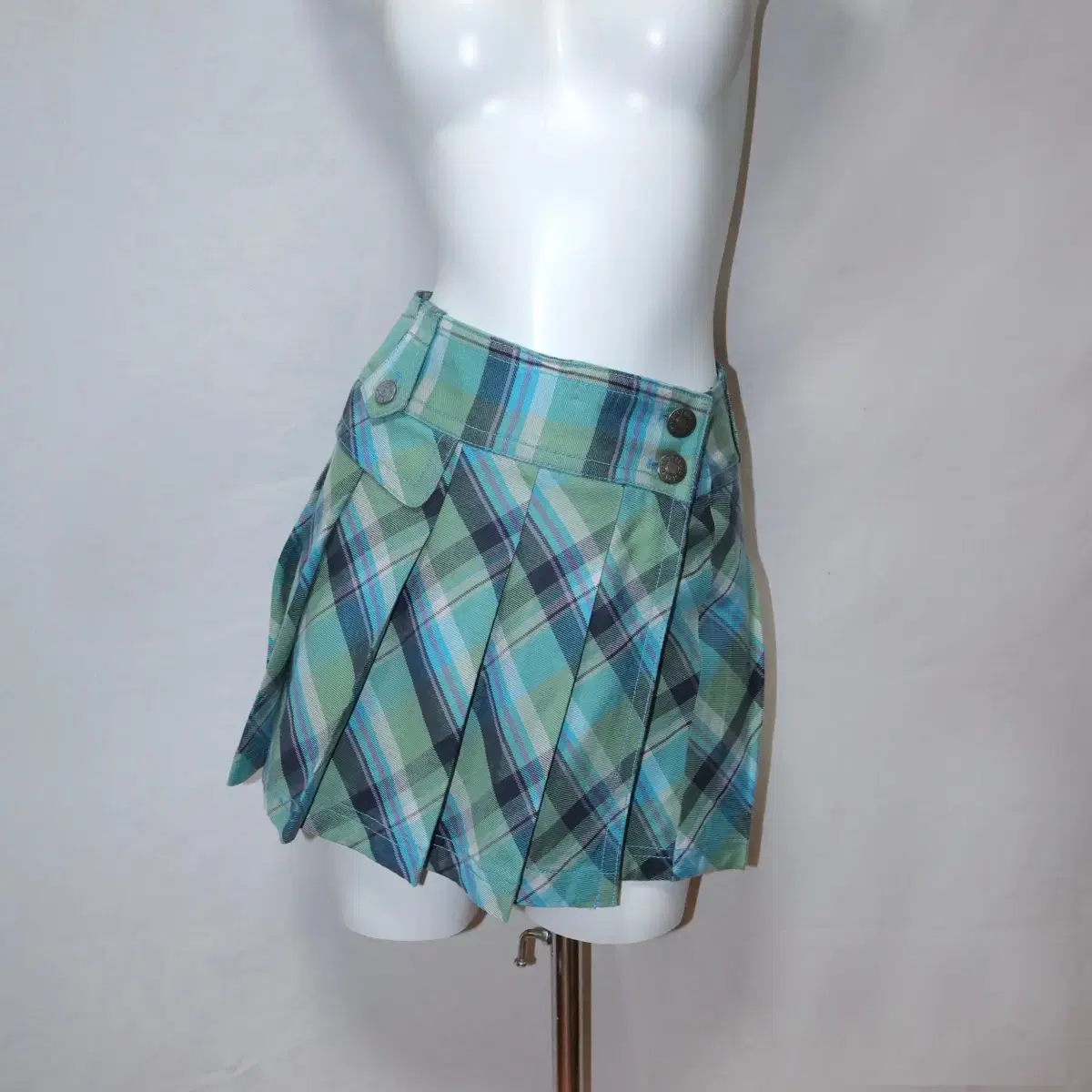 Check pleats wrap skirt