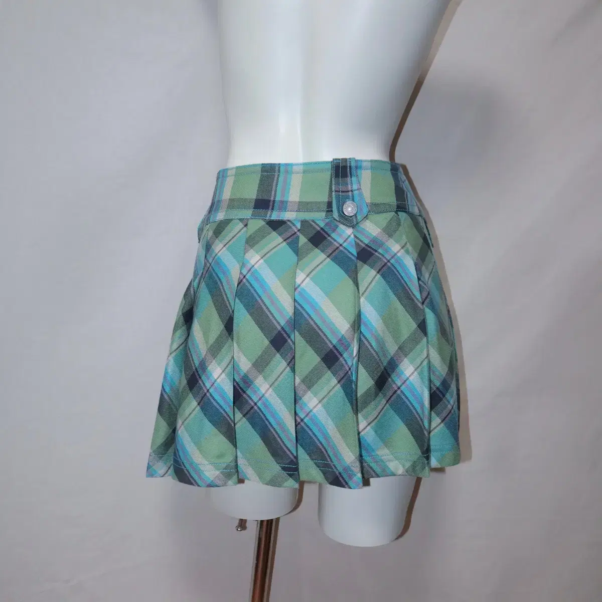 Check pleats wrap skirt