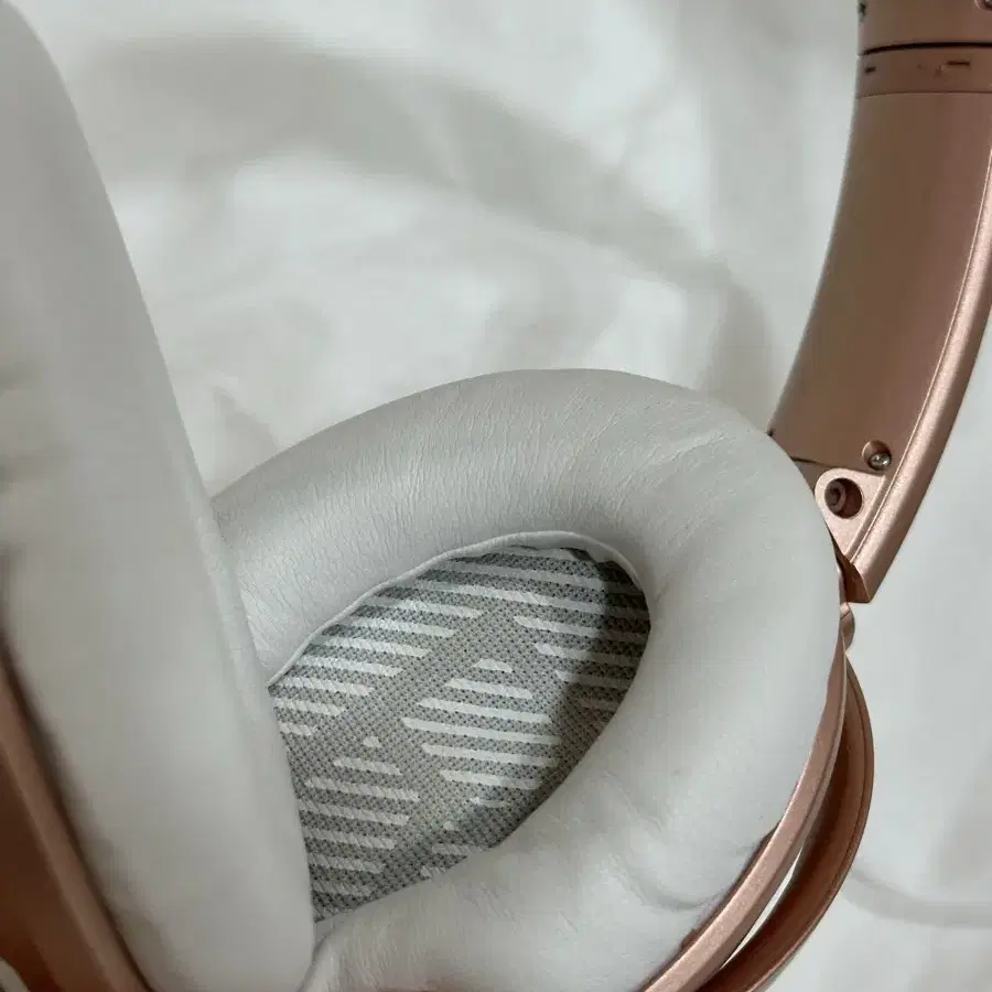 보스 qc35 로즈골드 한정판