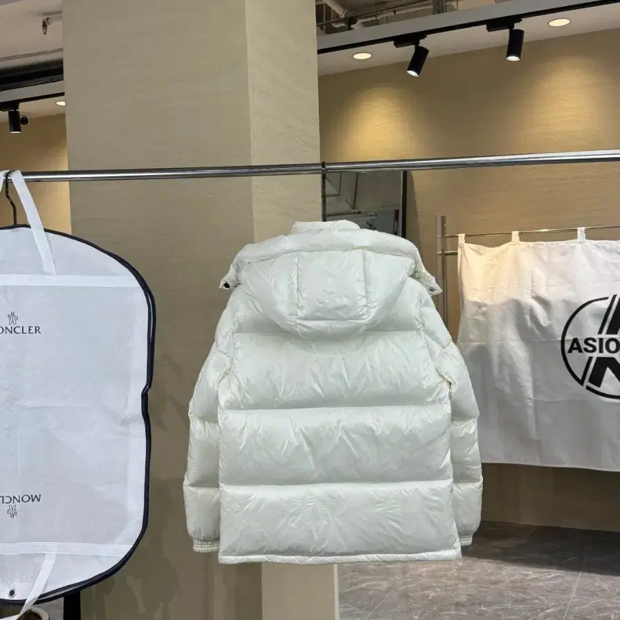 Moncler 몽클레어 여성용 패딩