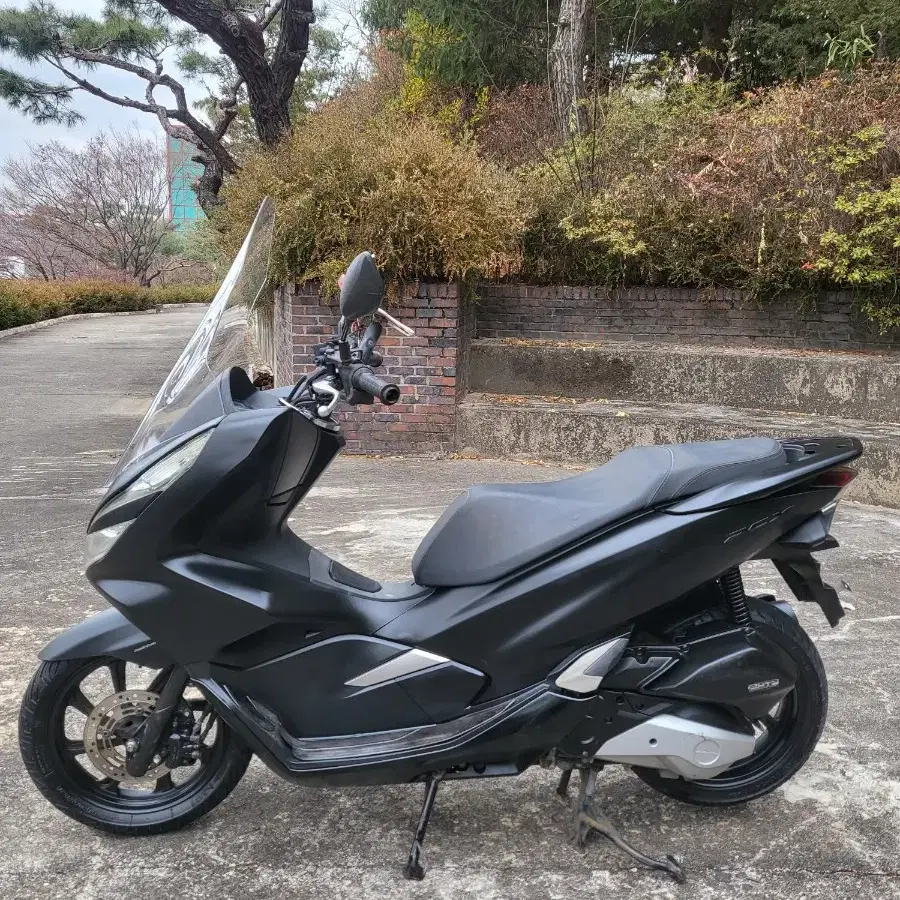 대전 20년식 혼다 pcx125 오토바이 판매합니다