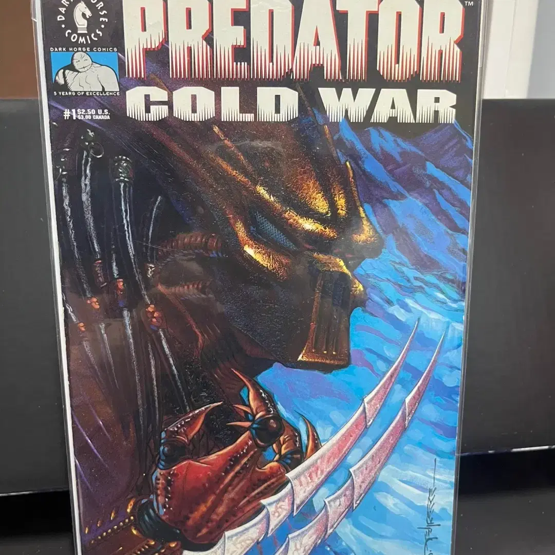 다크코믹스 Predator: Cold War 코믹스 만화책