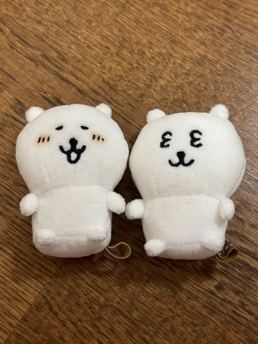 농담곰 담곰이 발그레곰 눈탱곰 앉은누이