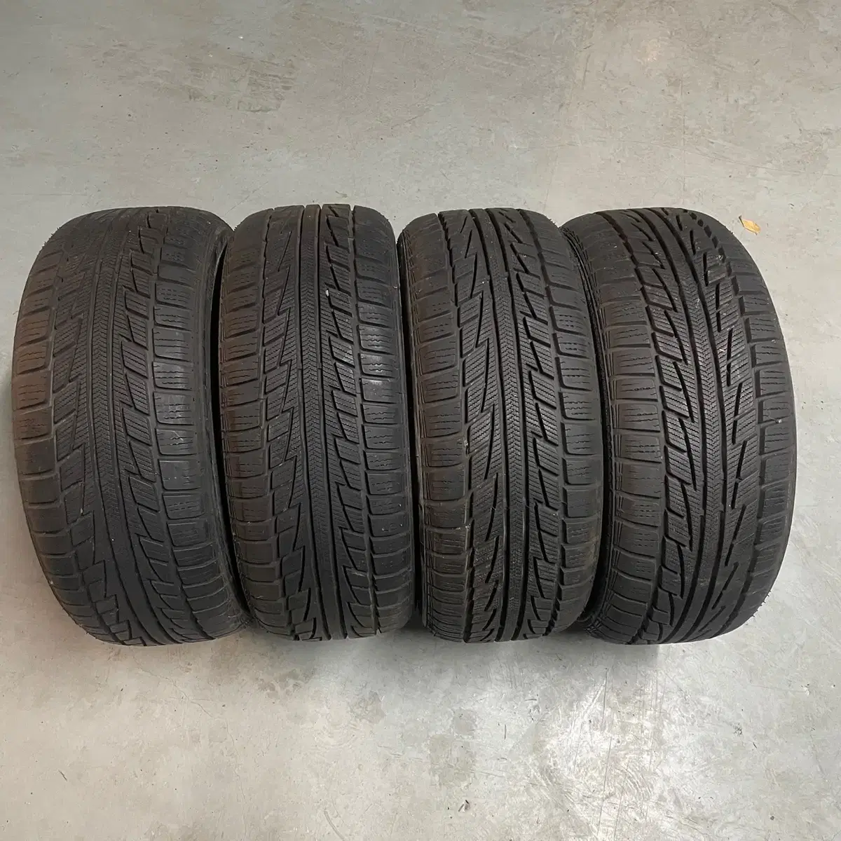 195/50R15 난강 윈터 KK SNOW SV-2 4514 90%