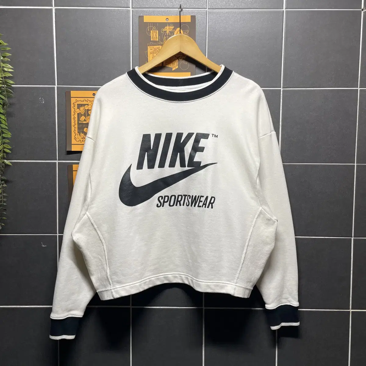 NIKE 나이키 크롭 맨투맨