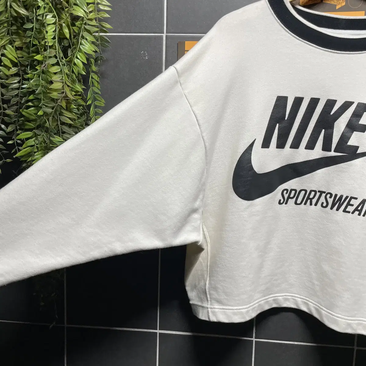 NIKE 나이키 크롭 맨투맨